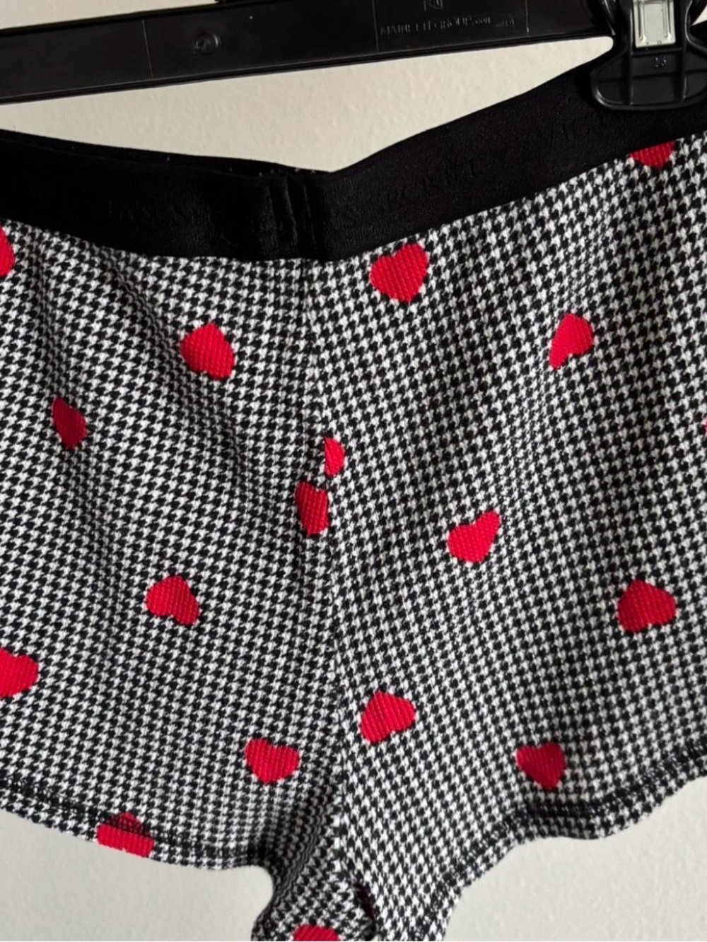 Victoria’s secret Gingham and heart pj shorts - Picture 4 of 4